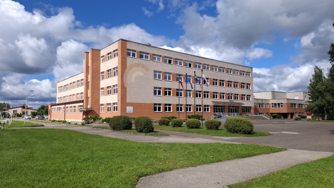 Krāslavas Varavīksnes vidusskola