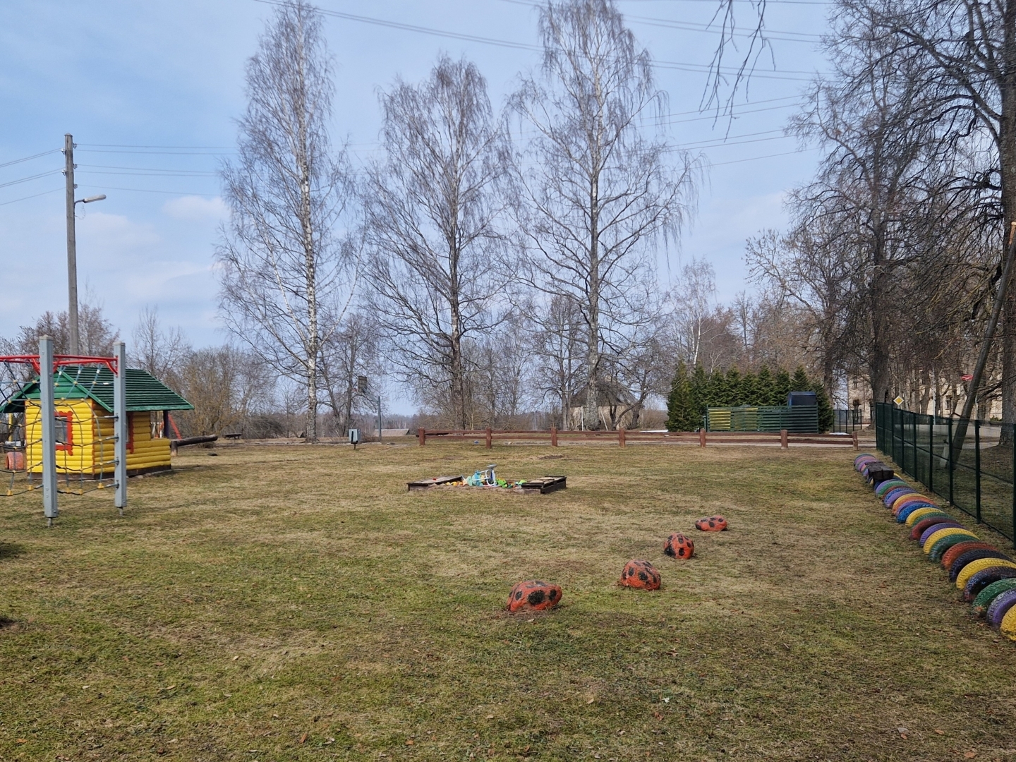 Bērnu rotaļu laukums