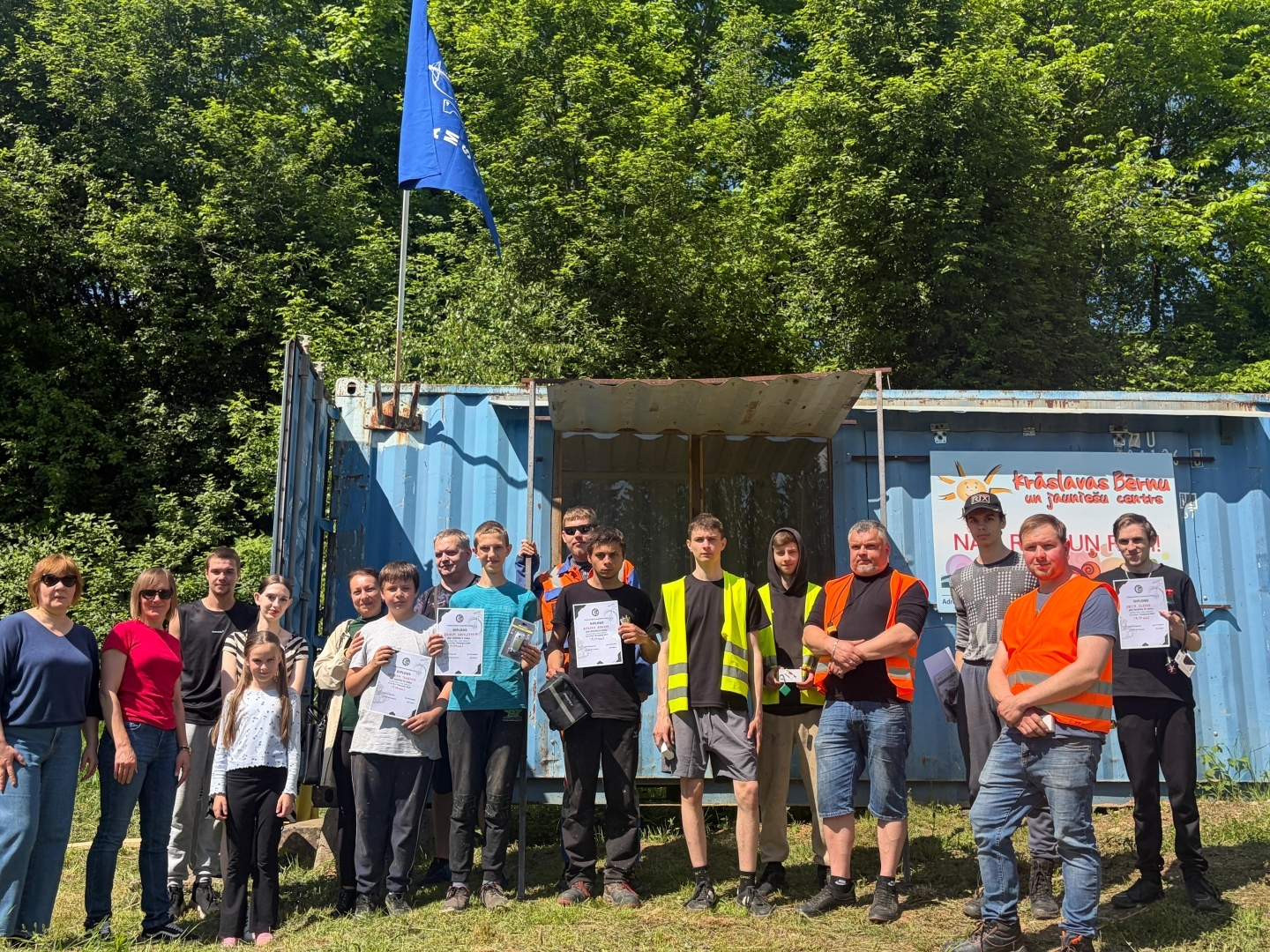 Pasākuma dalībnieku un organizatoru kopbilde
