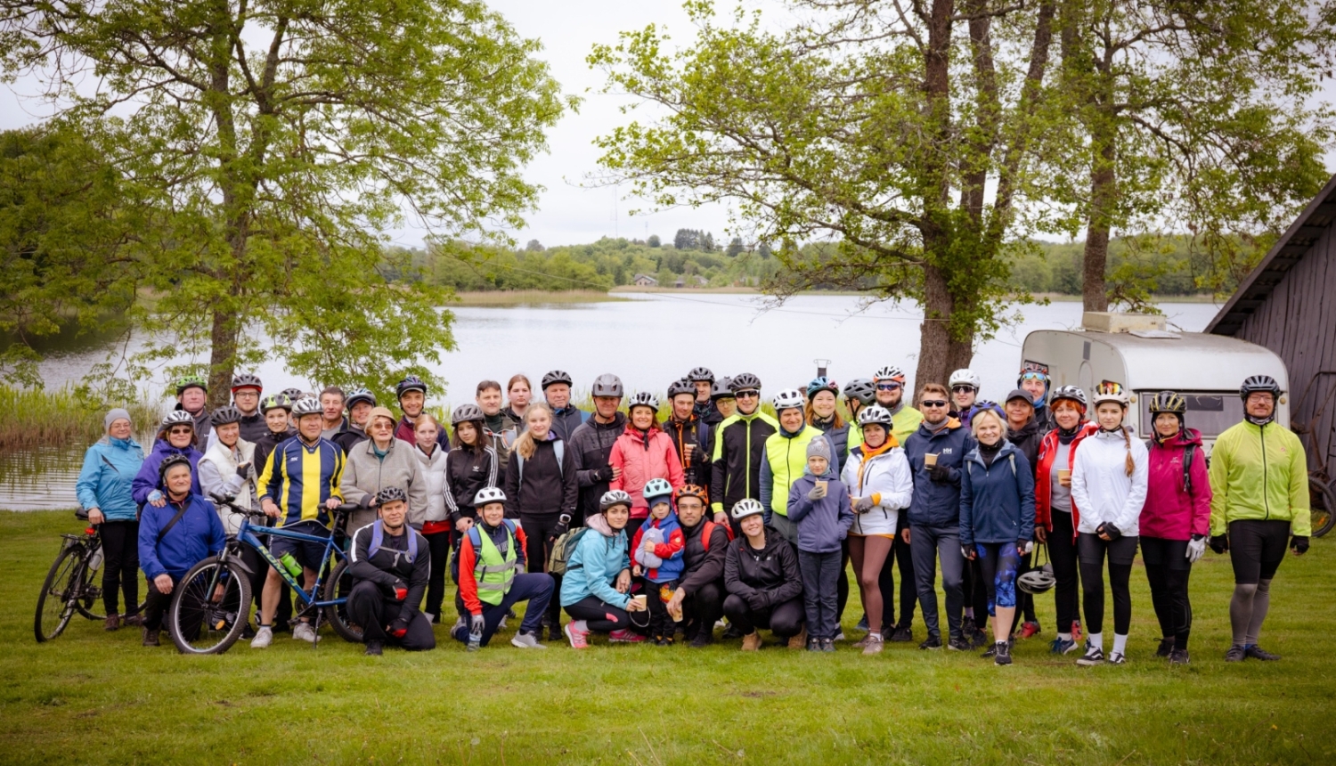 Velobraucēju kopbilde